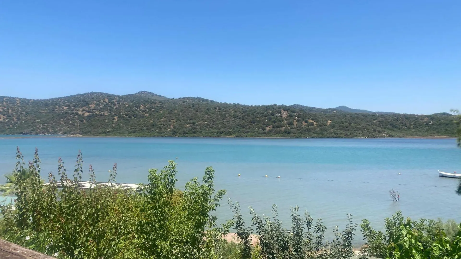 Charming 1Br Stone House With Lake View Bogazici 0*,