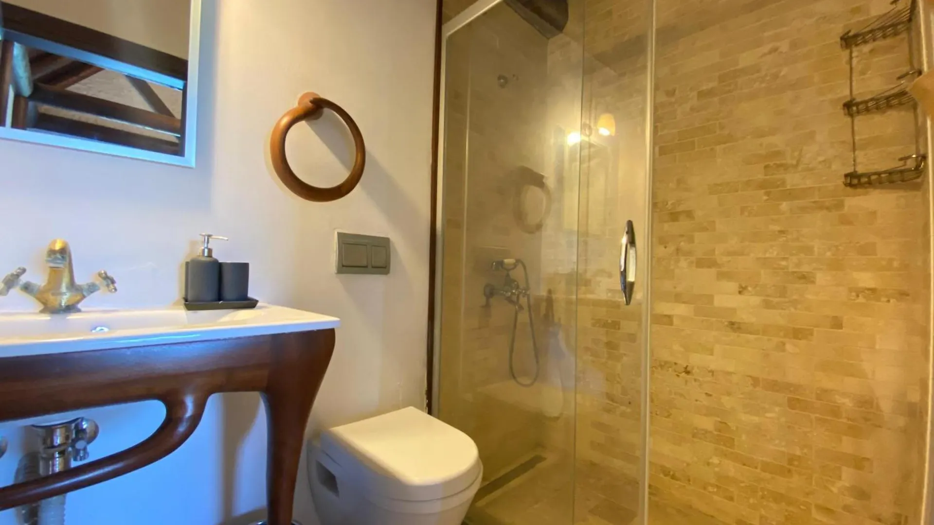 Holiday home Charming 1Br Stone House With Lake View Bogazici